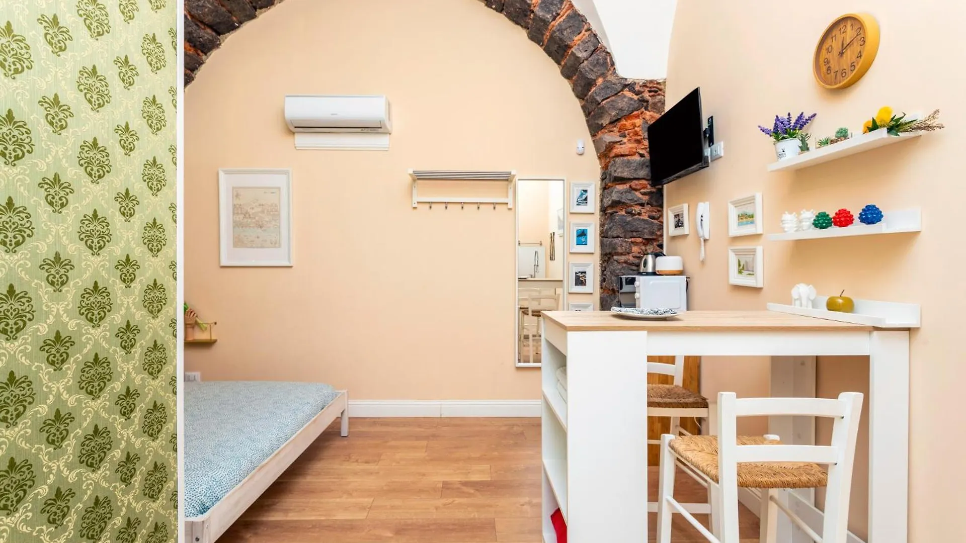 Casa Nire 2 - City Center Catania Apartment