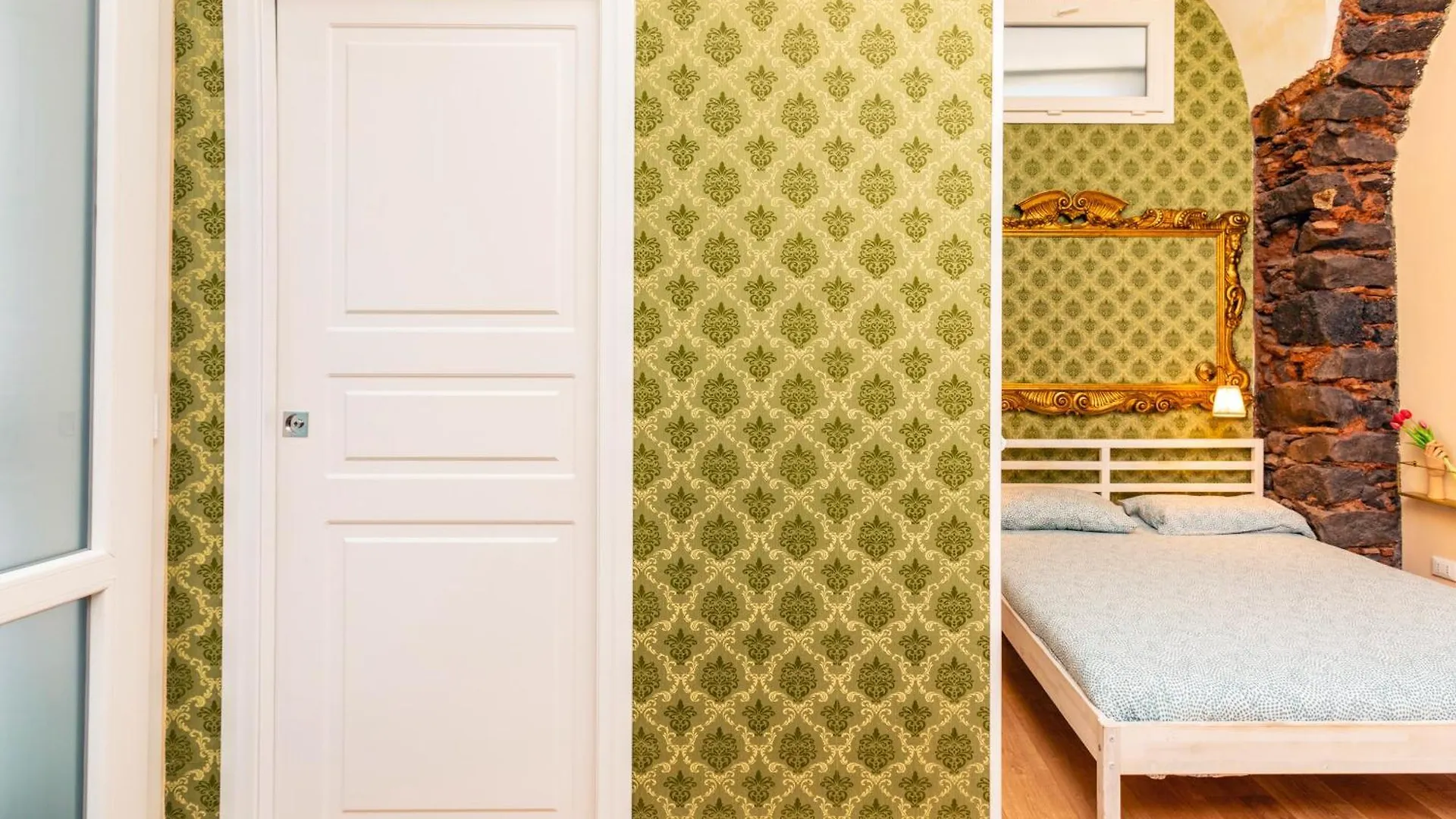 Casa Nire 2 - City Center Catania Apartment
