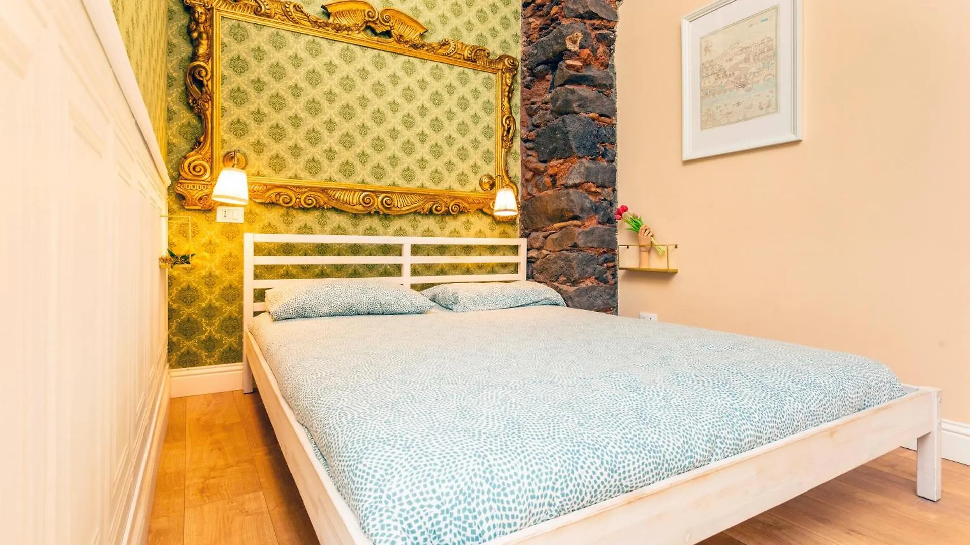 Casa Nire 2 - City Center Catania Italy